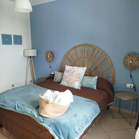 Nocleg ze śniadaniem L'approdo 3*