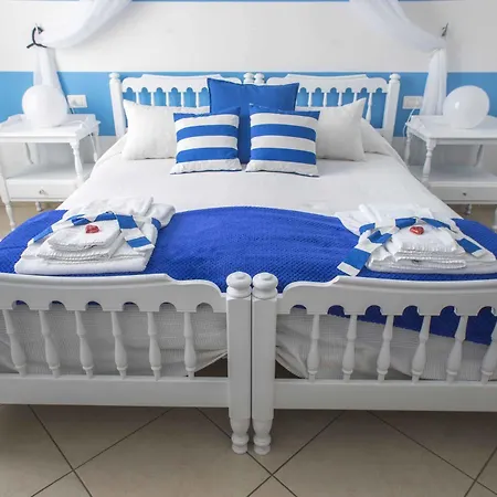L'approdo לינה וארוחת בוקר 3*