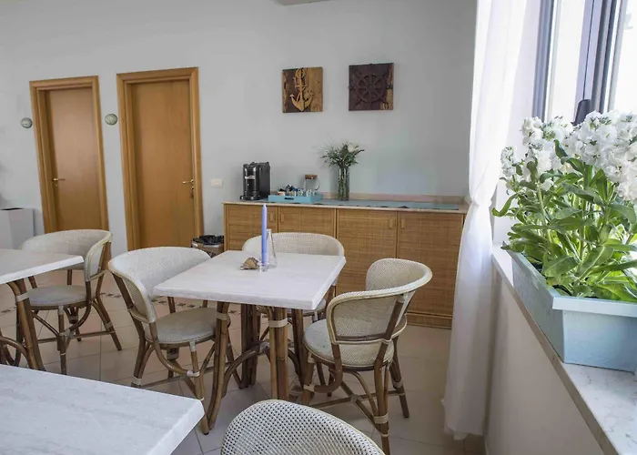 L'approdo Nocleg ze śniadaniem 3*